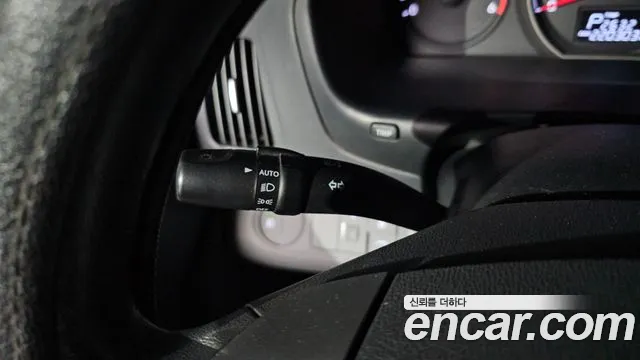 Hyundai Starex 2016 — фото 19