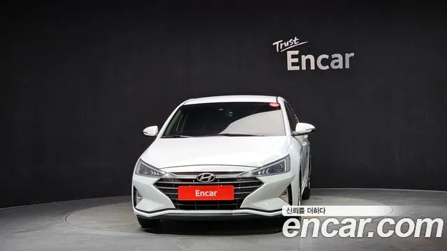 Hyundai AVANTE 2019 — фото 3