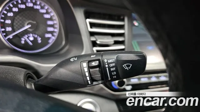 Hyundai AVANTE 2019 — фото 20