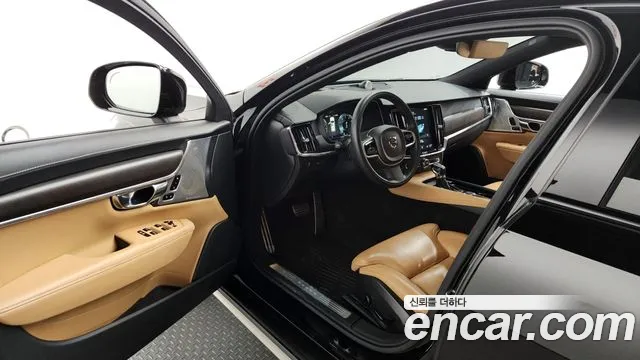 Volvo V90 2019 — фото 13