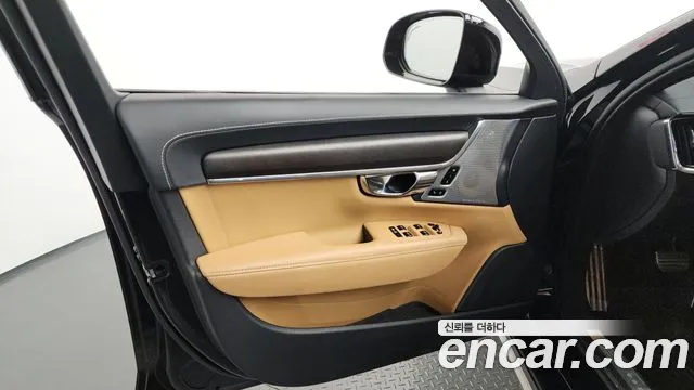 Volvo V90 2019 — фото 14