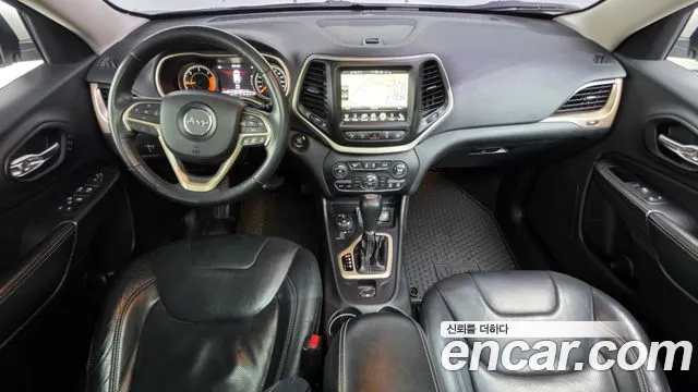 Jeep Cherokee 2015 — фото 7