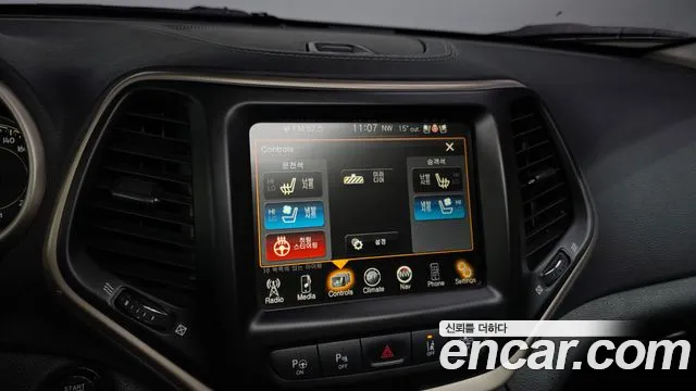 Jeep Cherokee 2015 — фото 19