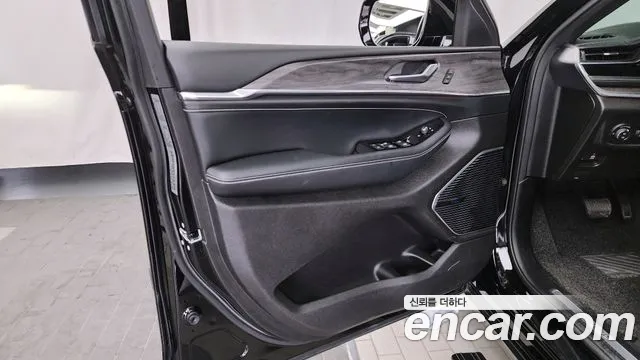 Jeep Cherokee 2022 — фото 14
