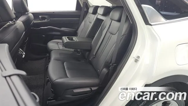 Kia Sorento 2021 — фото 12