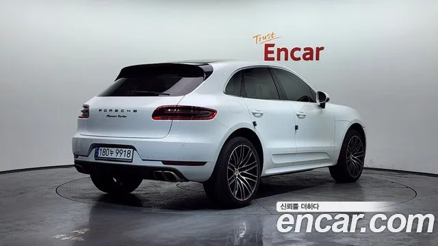 Porsche Macan 2017 — фото 2