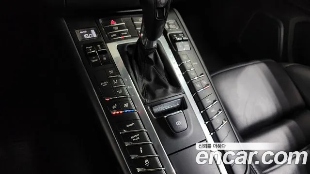 Porsche Macan 2017 — фото 9
