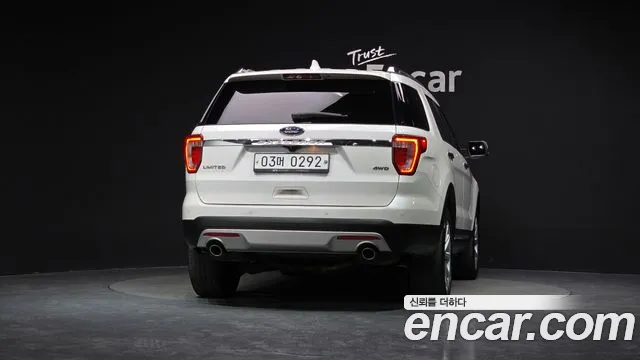 Ford Explorer 2016 — фото 4