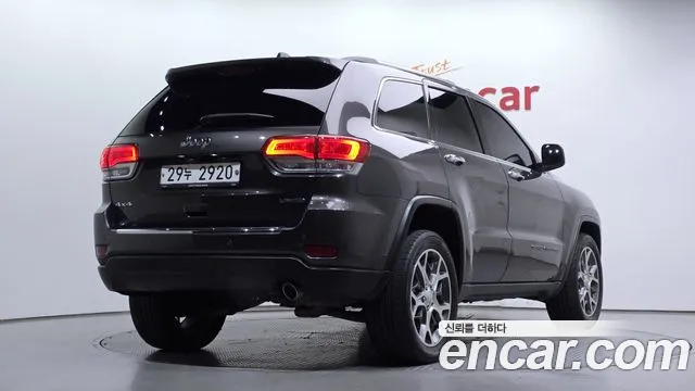 Jeep Cherokee 2019 — фото 2
