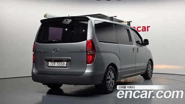Hyundai Starex 2017 — фото 2