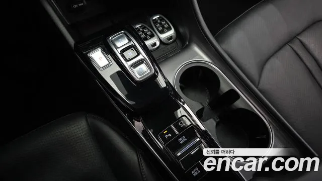 Hyundai Sonata 2022 — фото 9