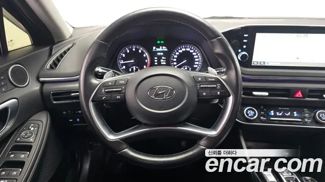 Hyundai Sonata 2022 — фото 12