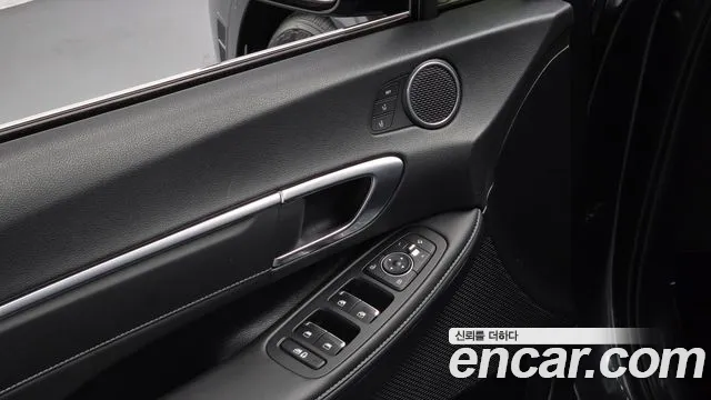 Hyundai Sonata 2022 — фото 16