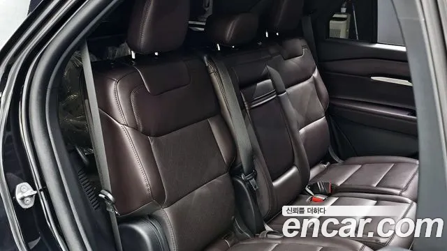 Ford Explorer 2025 — фото 16