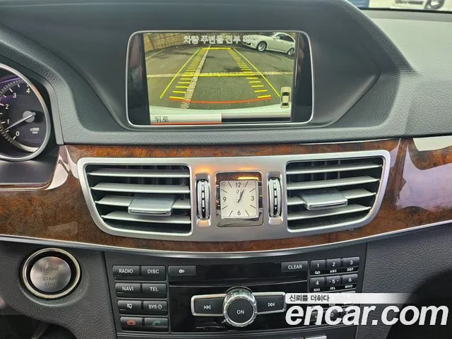 Mercedes-Benz E-Class 2014 — фото 10