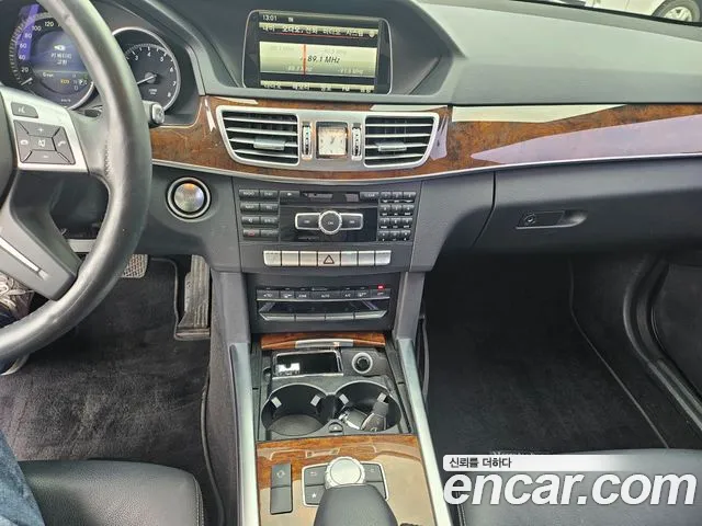 Mercedes-Benz E-Class 2014 — фото 11