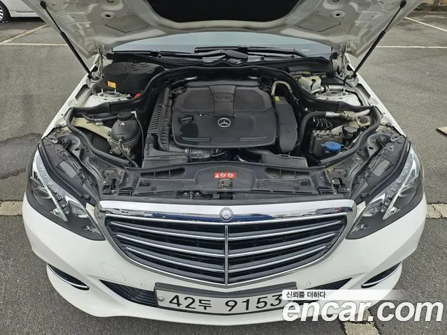 Mercedes-Benz E-Class 2014 — фото 19