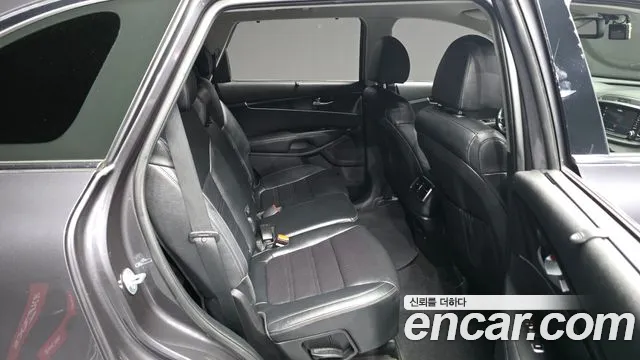 Kia Sorento 2018 — фото 12