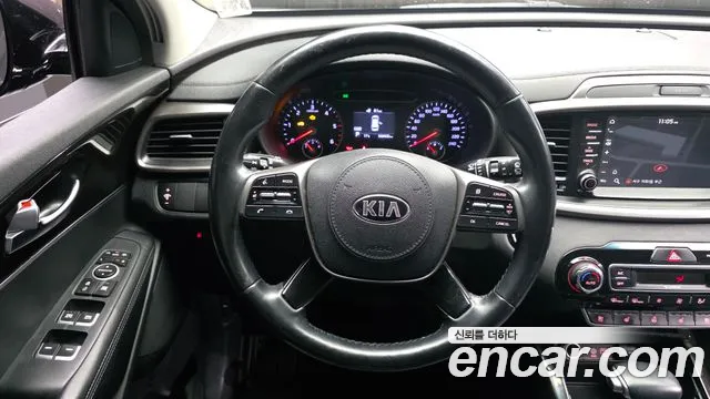 Kia Sorento 2018 — фото 13