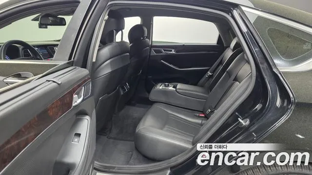 Hyundai Genesis 2016 — фото 12
