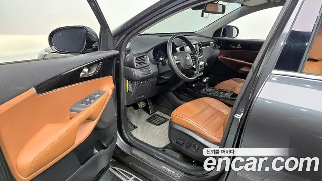 Kia Sorento 2020 — фото 12