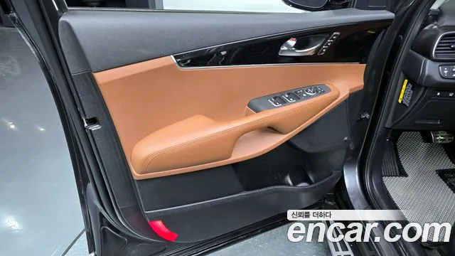 Kia Sorento 2020 — фото 13