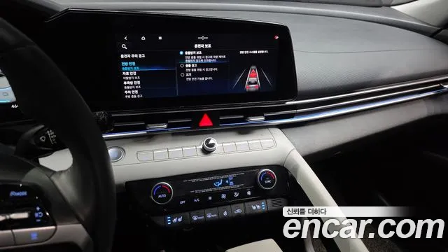 Hyundai AVANTE 2021 — фото 14