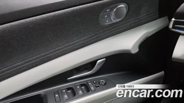 Hyundai AVANTE 2021 — фото 16