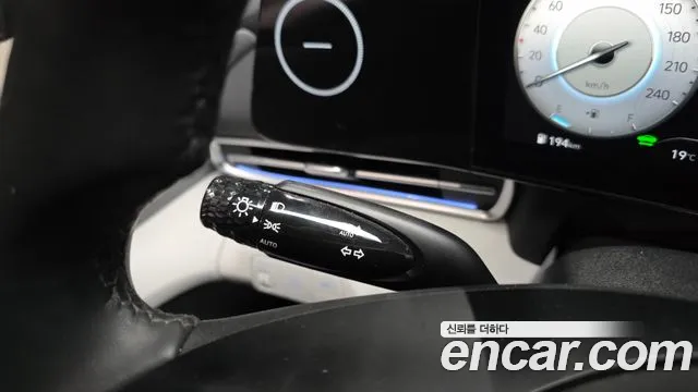 Hyundai AVANTE 2021 — фото 17