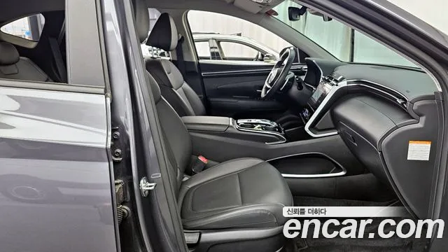 Hyundai Tucson 2023 — фото 17
