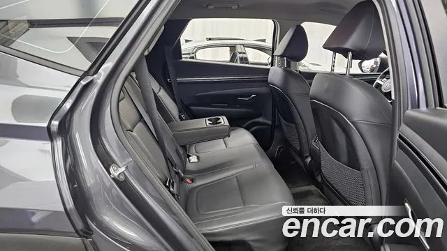 Hyundai Tucson 2023 — фото 18