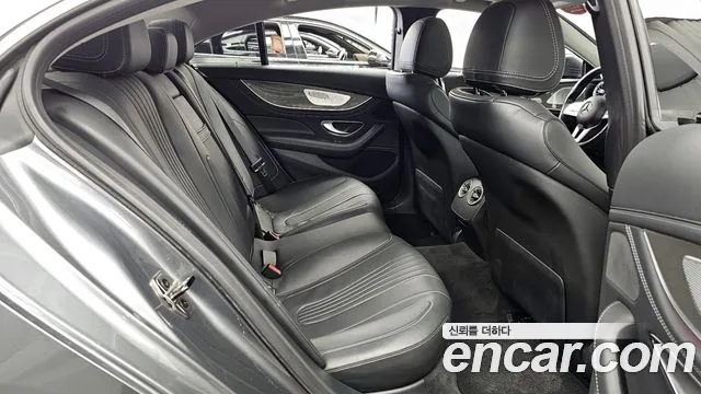 Mercedes-Benz CLS-Class 2019 — фото 18