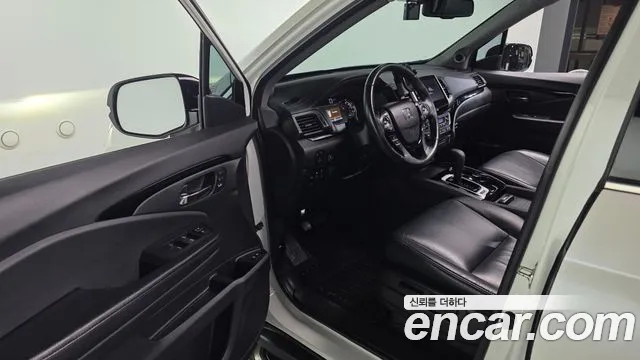Honda Pilot 2017 — фото 10