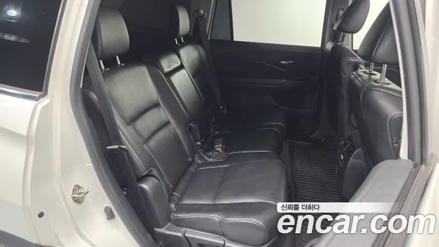Honda Pilot 2017 — фото 11