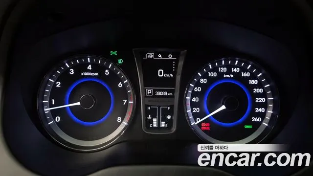 Hyundai Grandeur 2016 — фото 11