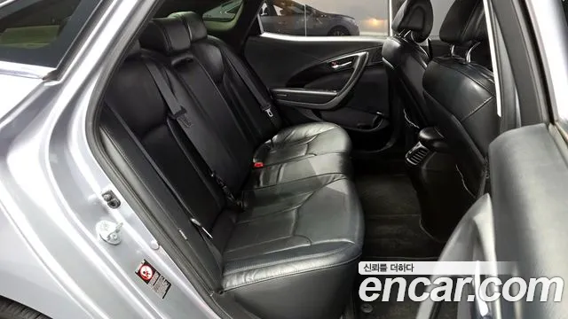 Hyundai Grandeur 2016 — фото 18