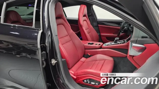 Porsche Panamera 2020 — фото 12
