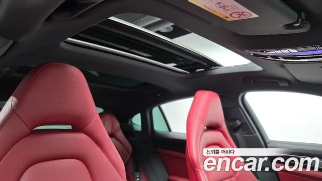 Porsche Panamera 2020 — фото 13