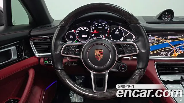 Porsche Panamera 2020 — фото 15