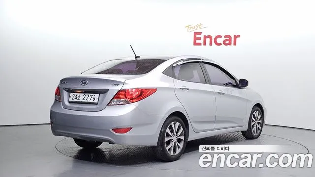 Hyundai Accent 2014 — фото 2