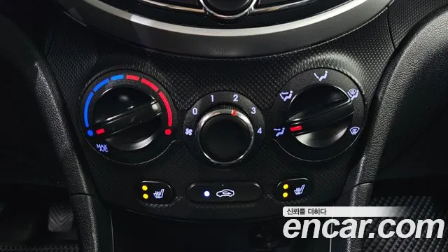 Hyundai Accent 2014 — фото 19