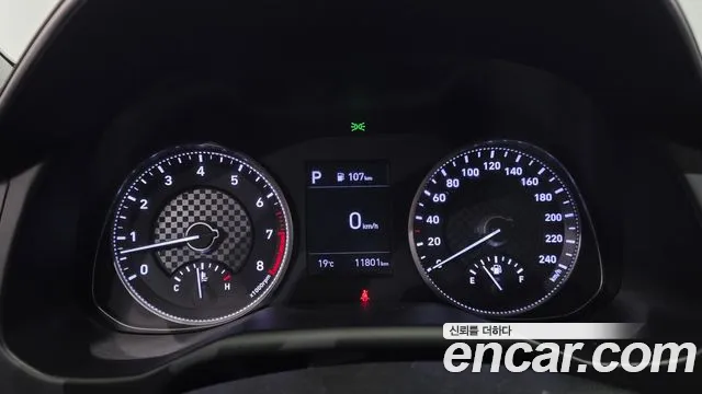 Hyundai AVANTE 2020 — фото 11