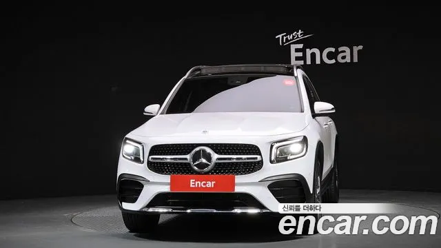 Mercedes-Benz GLB-Class 2021 — фото 3