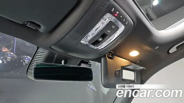 Mercedes-Benz GLB-Class 2021 — фото 14
