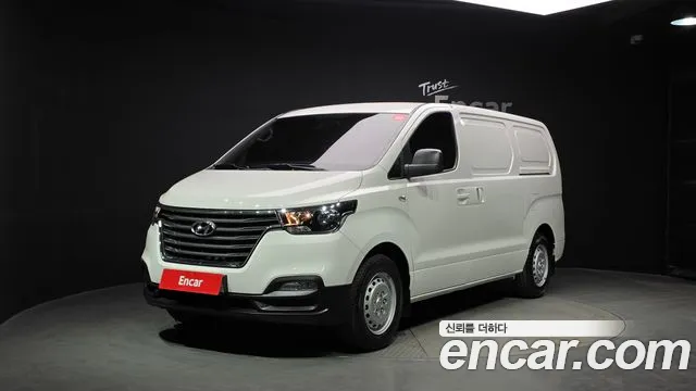 Hyundai Starex 2019 — фото 1