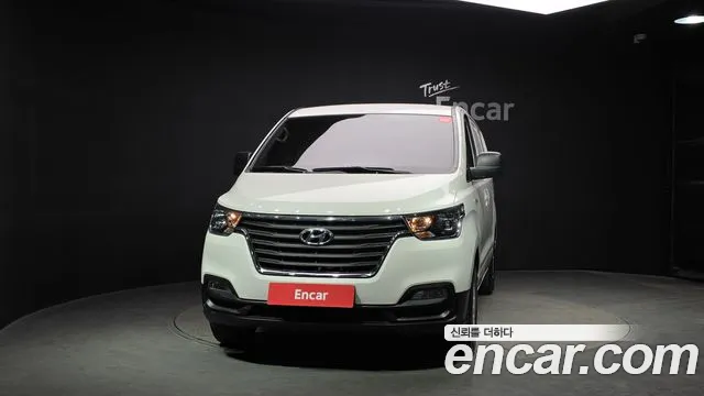 Hyundai Starex 2019 — фото 3