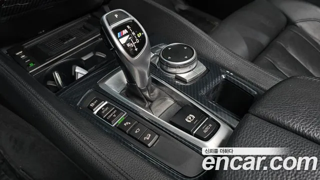 BMW X6 2015 — фото 11