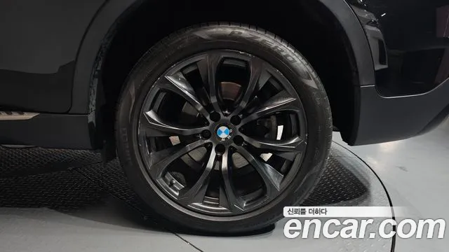 BMW X6 2015 — фото 6