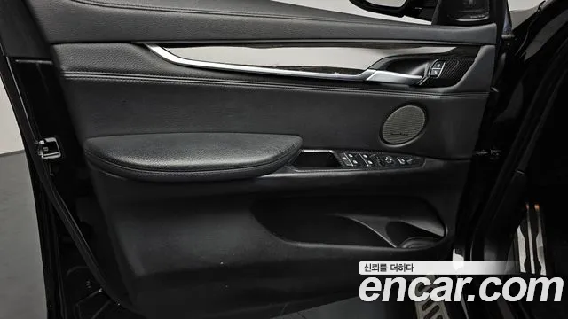 BMW X6 2015 — фото 13