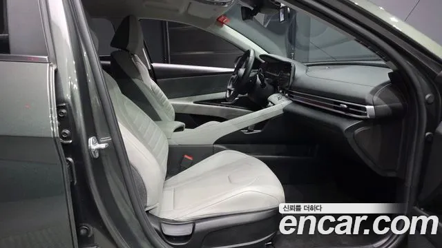 Hyundai AVANTE 2021 — фото 17
